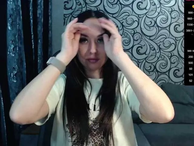 --777-- on BongaCams 