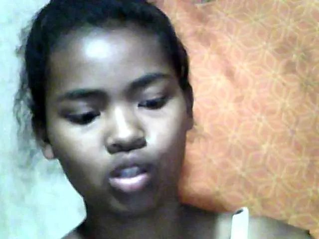 Allycha1 on BongaCams 