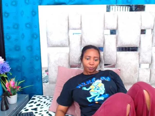 AmbarSmit on BongaCams 