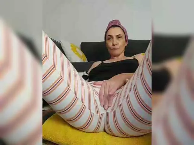 Amelie7 on BongaCams