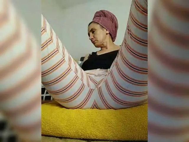 Amelie7 on BongaCams