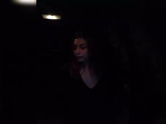 Asshakeee on BongaCams 