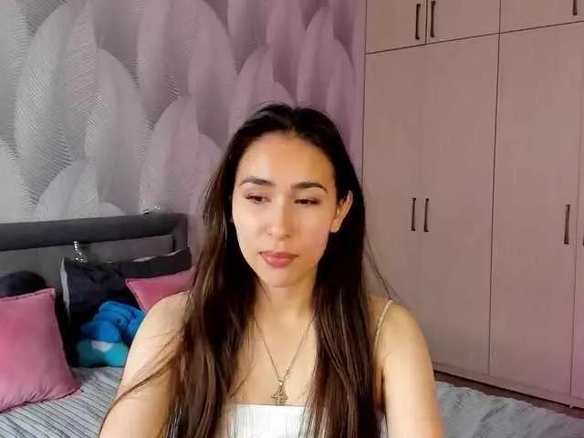 Bambiiiii on BongaCams 