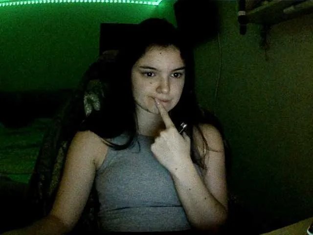 Bella1ove on BongaCams 