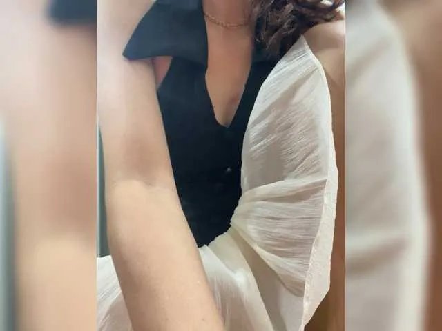 Bibi261 on BongaCams 