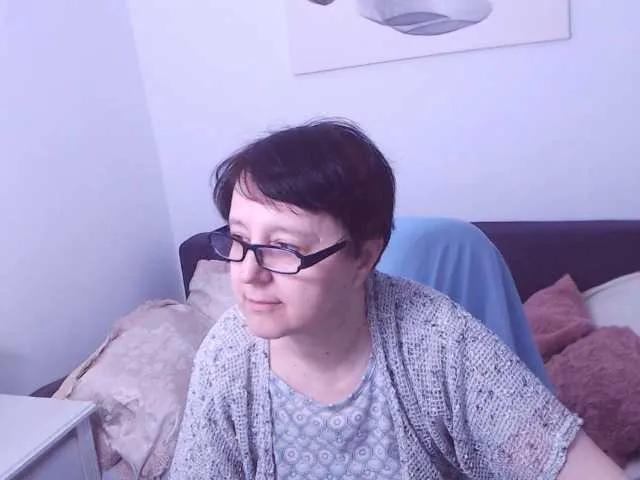 ChristaRose — Tender and polite approaches are definitely two of my favourite things that I want to see a man do. If you do those we'll be doing great together! ;)