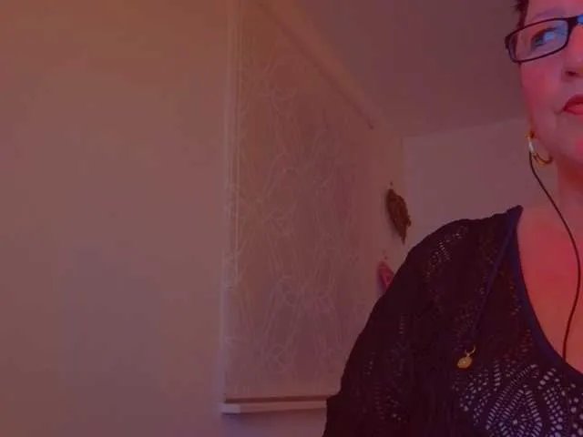Connyat99 on BongaCams 