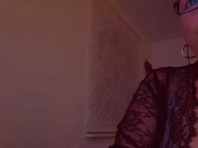 Connyat99 on BongaCams 