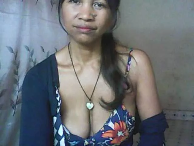 Cute0403 on BongaCams