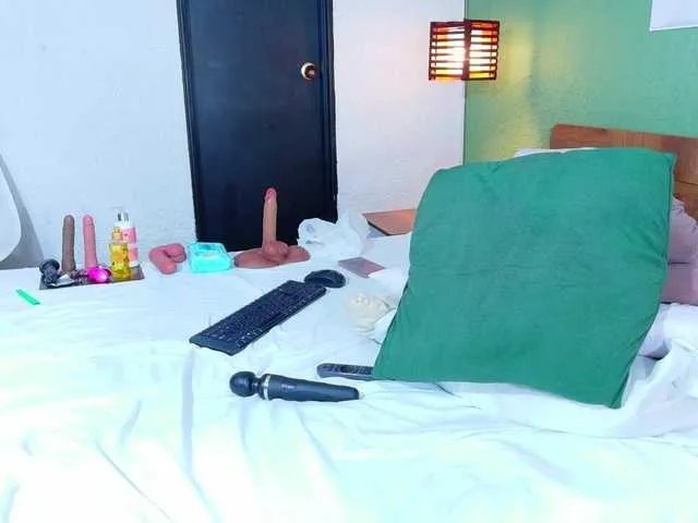 DANAABROWN on BongaCams 