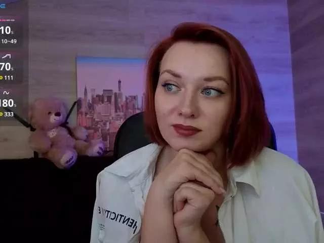 Danielea on BongaCams