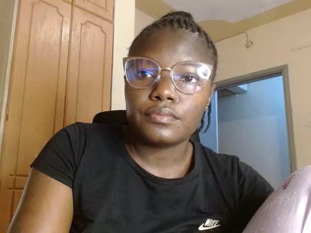 Ebonysager on BongaCams