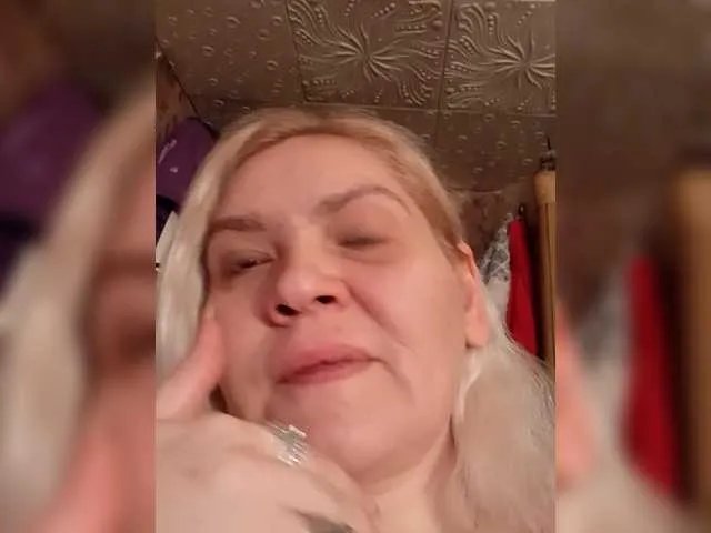 Eileen-Milly on BongaCams 