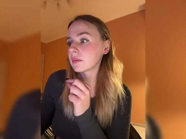 elegantbabe on BongaCams 