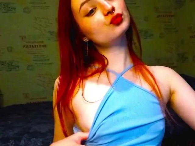 emiless on BongaCams