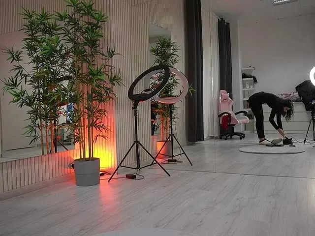 EmmaBlanco on BongaCams 