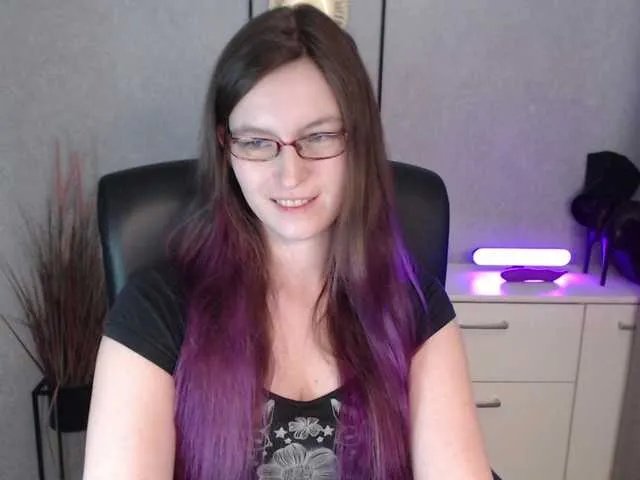 EmmaHeart on BongaCams 
