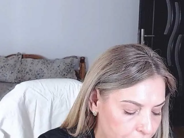 Evamaria2025 on BongaCams