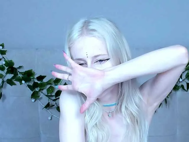 Excited-Blizzard on BongaCams