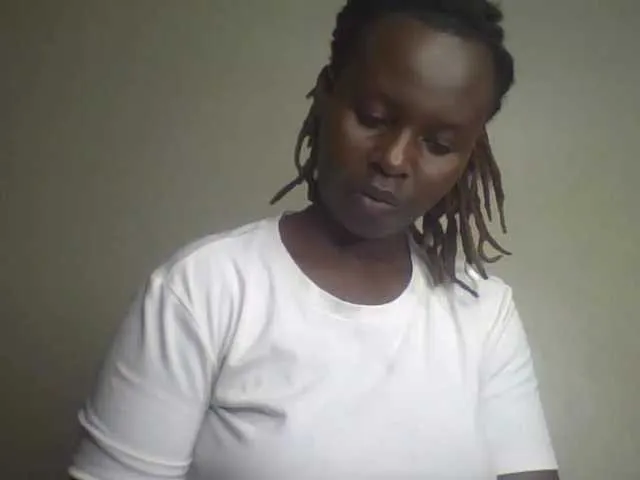 freakcurvy8 on BongaCams