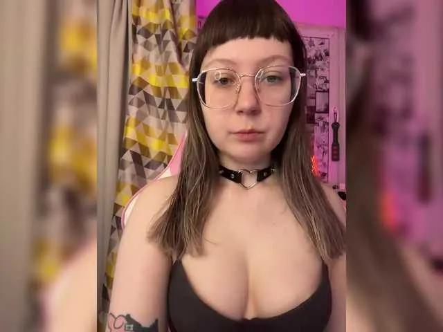 henby-streams on BongaCams