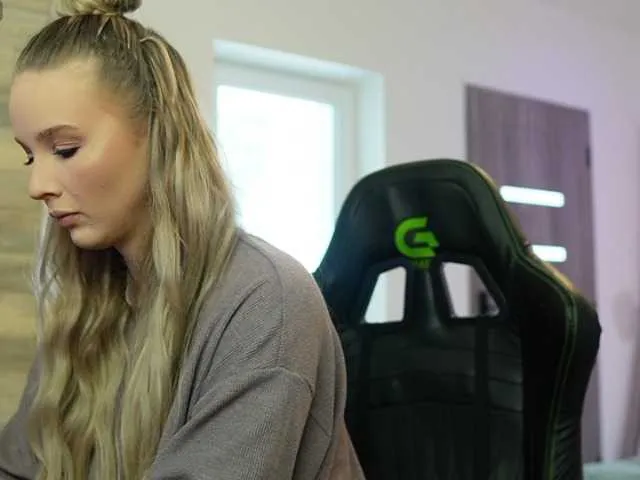 heySiry on BongaCams