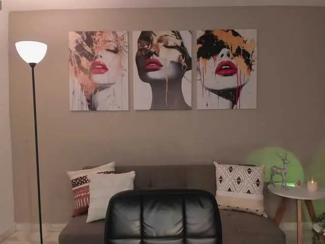 LelaWest on BongaCams 