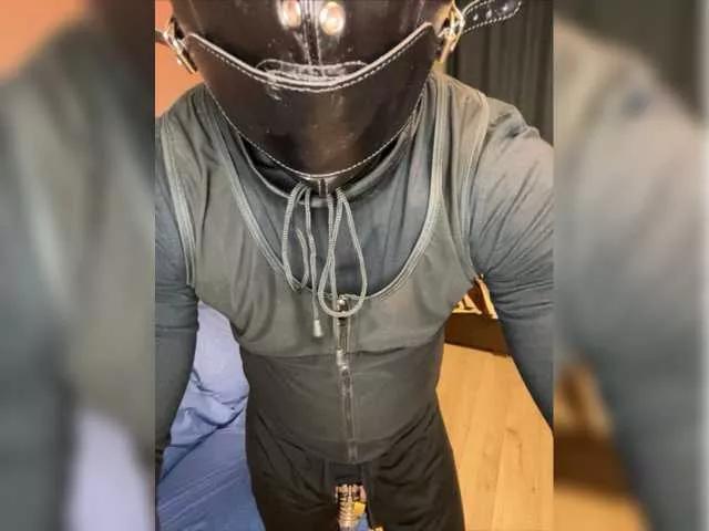 MadmenLovers on BongaCams