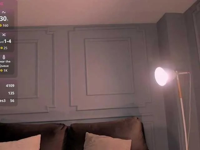 MaiaCollins1 on BongaCams 