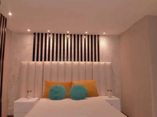 MaiaCollins1 on BongaCams 