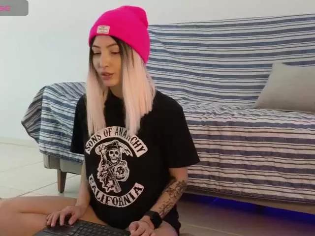 Miss-Brazil on BongaCams 