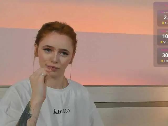 MissRedFox on BongaCams 