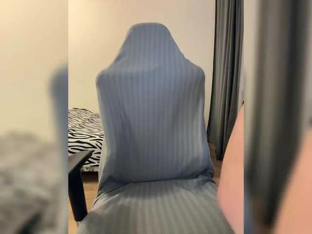 molochnaya000 on BongaCams 