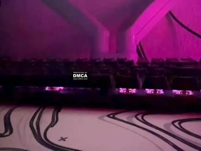 Molokooo1706 on BongaCams 