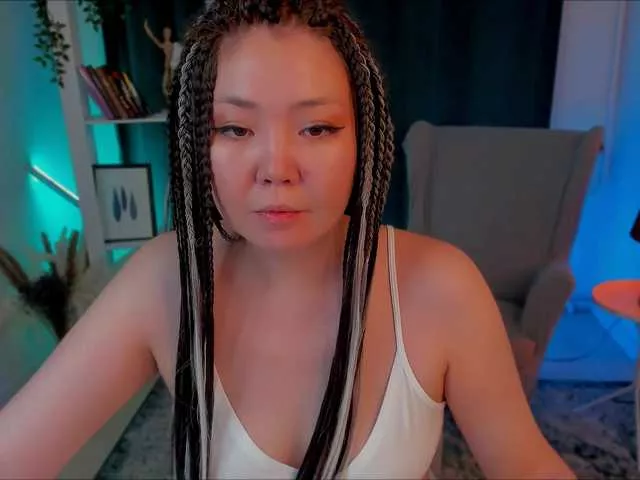 natzzuko on BongaCams