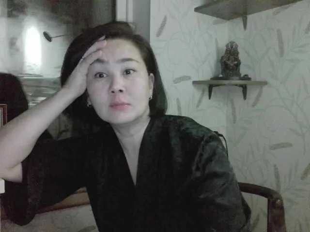 Nettie-Allie on BongaCams 