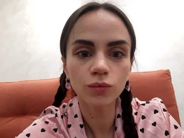 NEW-MODEL on BongaCams