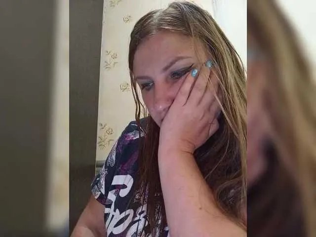 Ogonek37 on BongaCams 