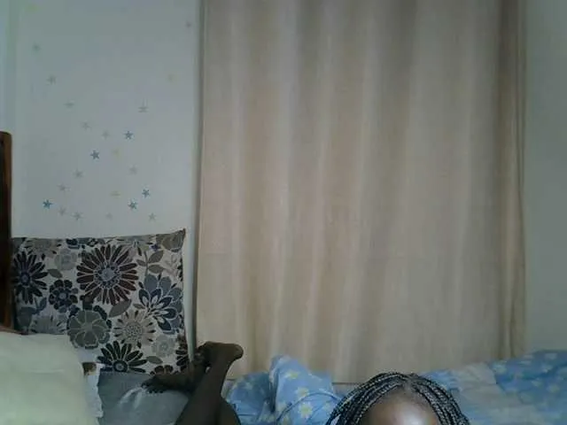 PetiteKitty on BongaCams