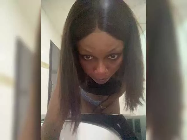 QwinDrip on BongaCams