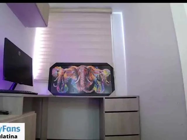 sofirousel on BongaCams