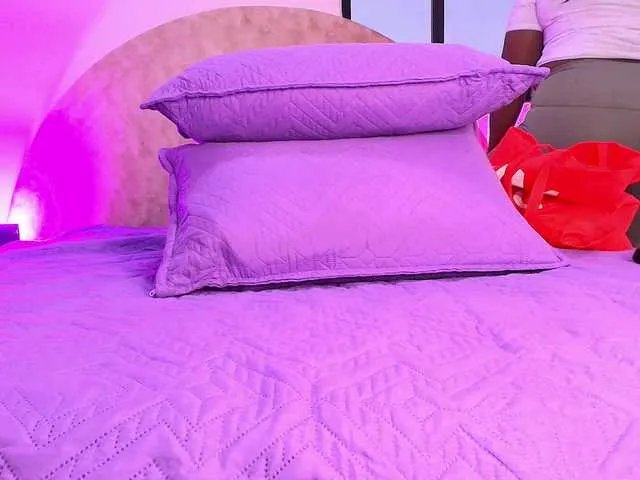 ssusy-ebony on BongaCams 