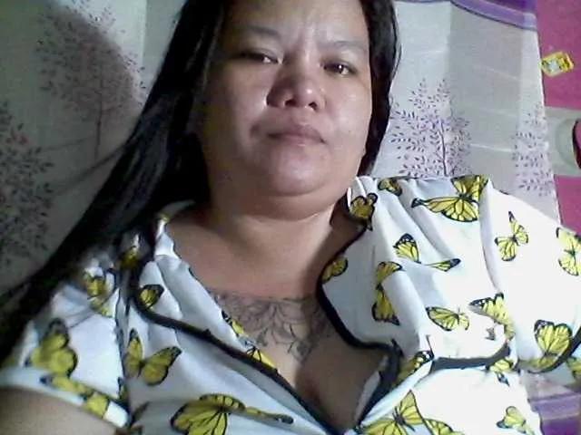 sweetasian33 on BongaCams 