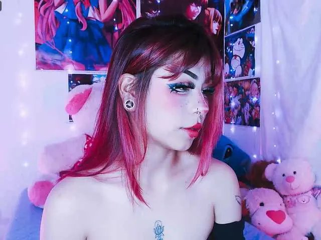 Sweetred11 on BongaCams 