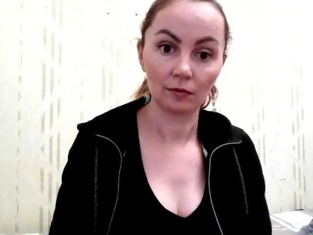 TessBertie on BongaCams 