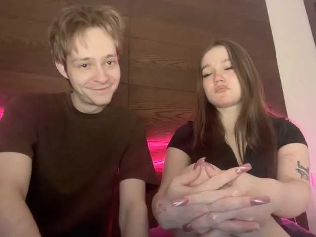 titsDestroy2007 on BongaCams