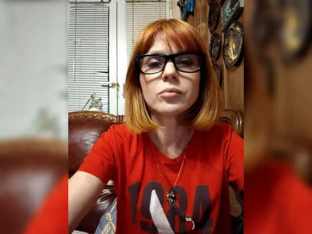 Vikeyna on BongaCams