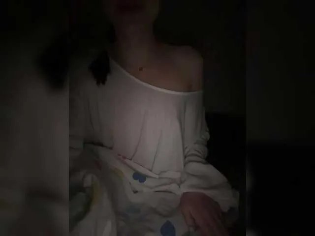 whiteTEAa on BongaCams