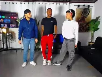 1pushman on Chaturbate