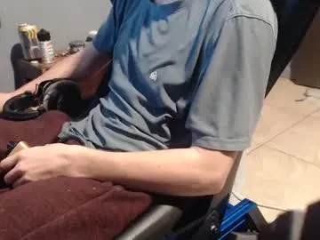 2big2hype on Chaturbate